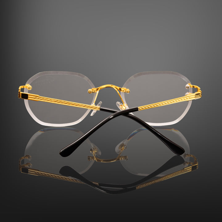 Golden eye clears